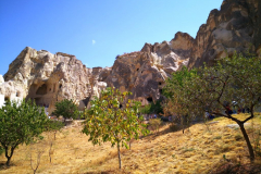 1204-Fairy-castles-Cappadocia