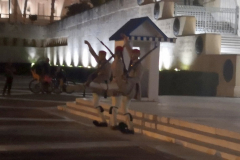00028-Guards-at-Tomb