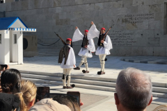 00119-Guards-at-Tomb