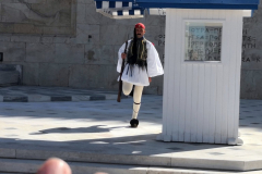 00140-Guards-at-Tomb