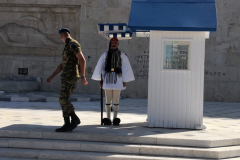 00154-Guards-at-Tomb