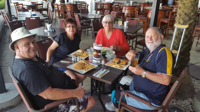 Lunch at Healy Mac's Irish Pub at the Straits Marina